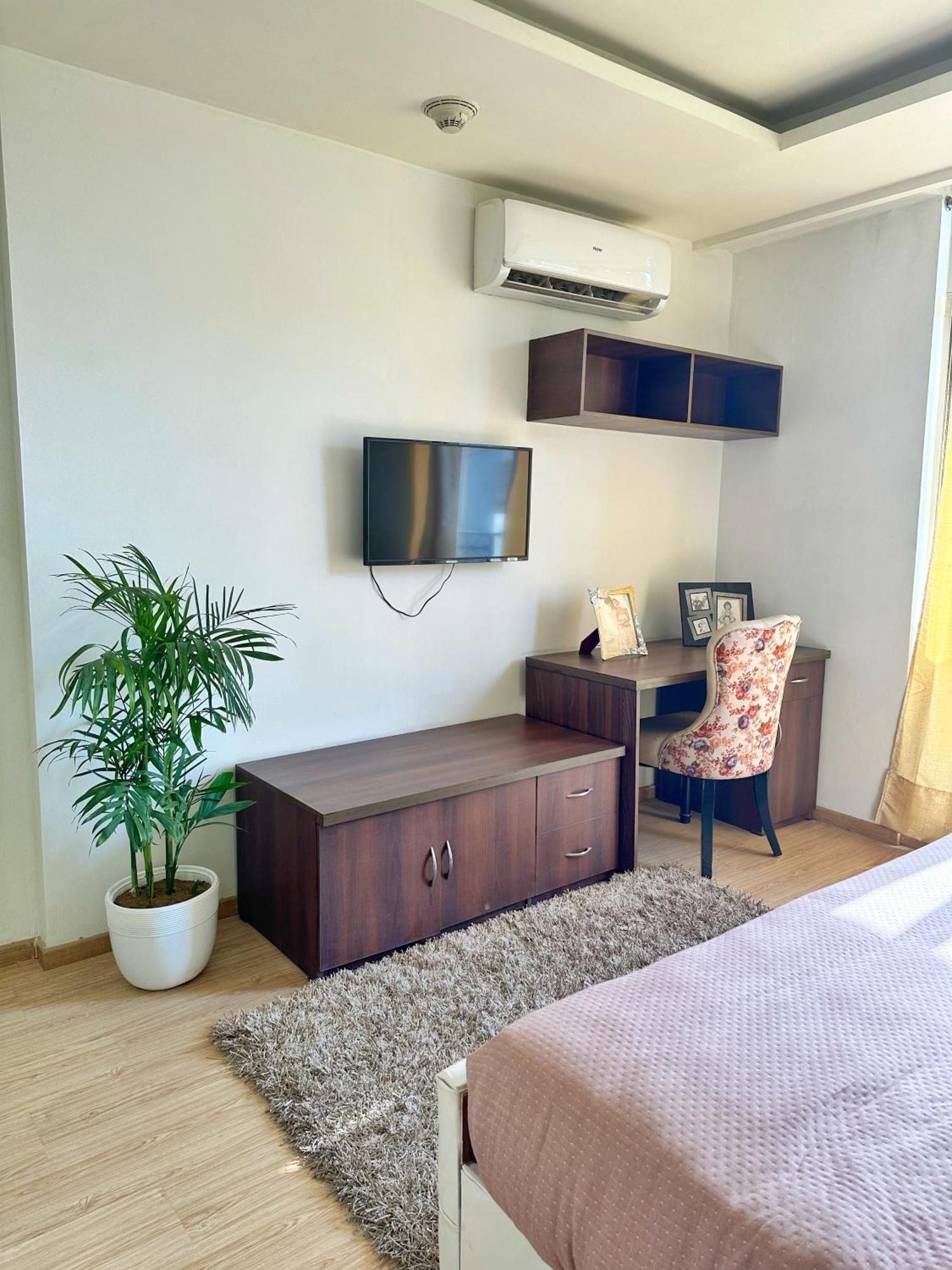 Flamingo Hotel Sector 67 I Studio Rooms I Gurgaon Bagian luar foto